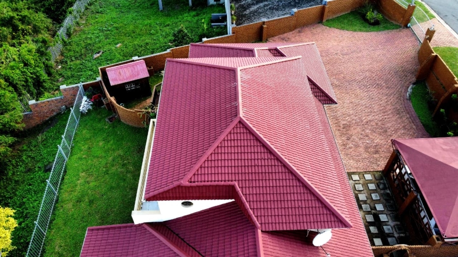 6 Bedroom Property for Sale in Baysville Eastern Cape